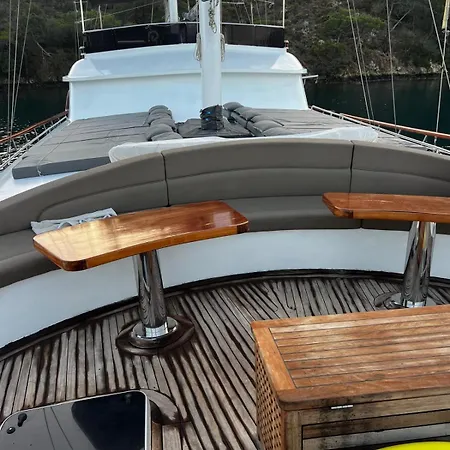Båthotell Sadiye Hanim Marmaris