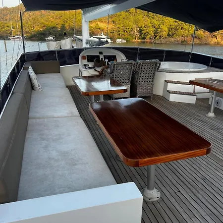 Båthotell Sadiye Hanim Marmaris